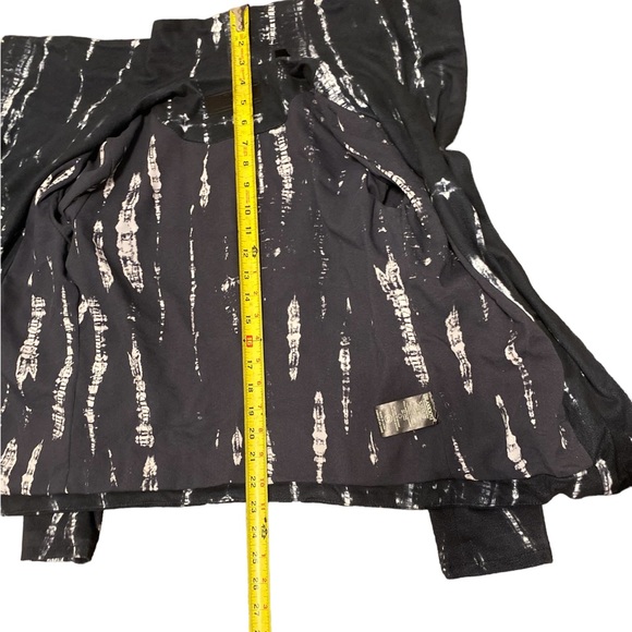 Authentic Blank NYC Navy/Black Suede Jacket - Picture 11 of 15